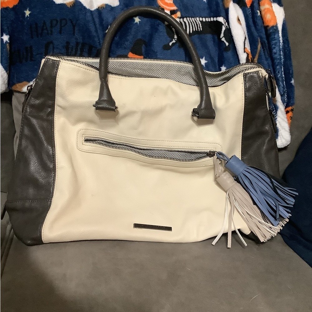Large roomy Steve Madden leather tote